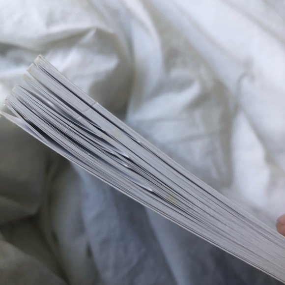 Sticky Notes by Indy Yelich poetry book - Picture 4 of 6